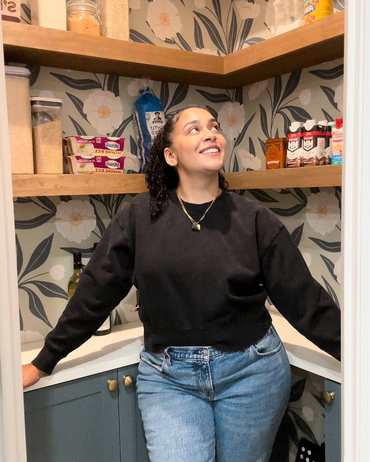 Yesenia Lee — DIY Pantry Reveal
